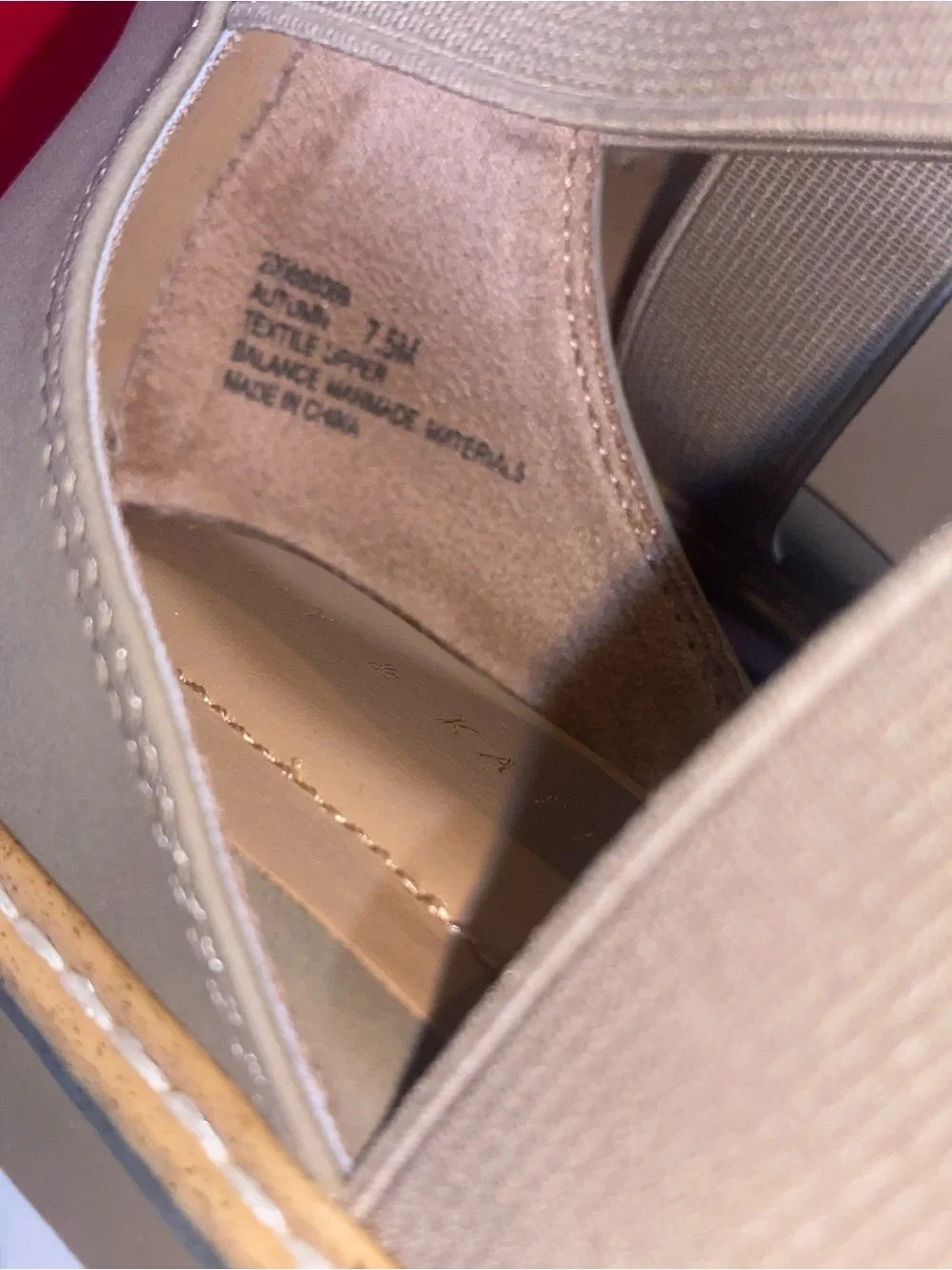 Kelly & Katie (DSW) Taupe Elastic Crossover Flat Sandals